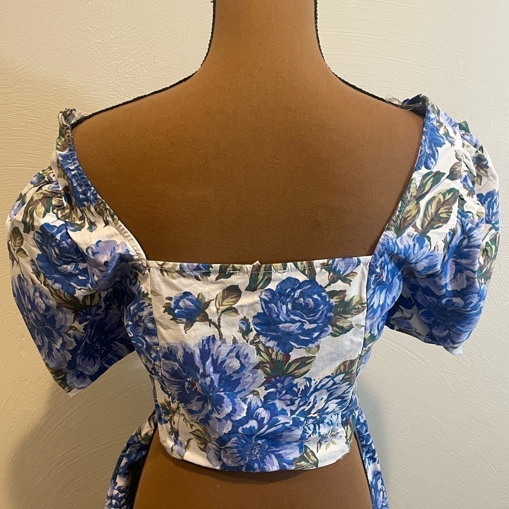 Blashe size m two piece summer outfit.  Skort with crop top shirt - Picture 7 of 13
